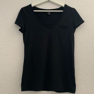 Zine Black V-neck Pocket Tee